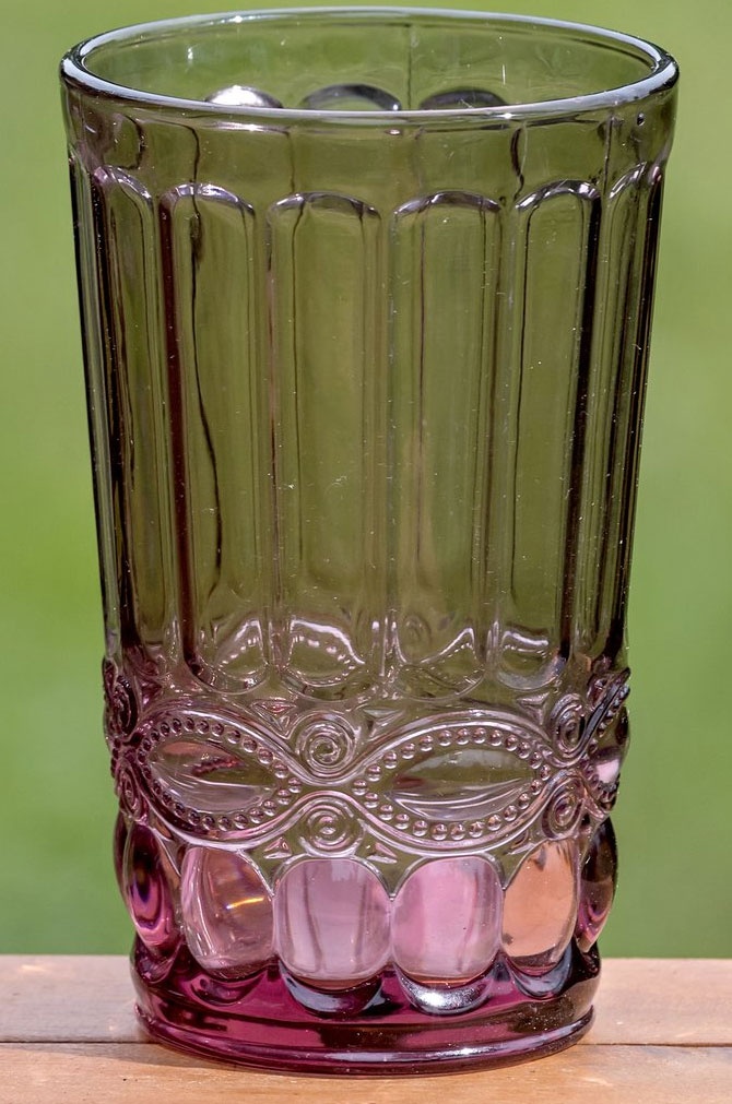 Glas Trinkglas Aurora Wellenmuster rosa aus Glas H 13cm