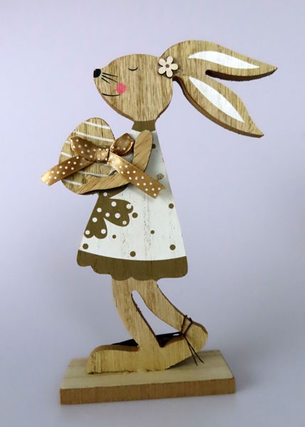 Deko Holzhasenmädchen mit Ei beige/braun 21 cm